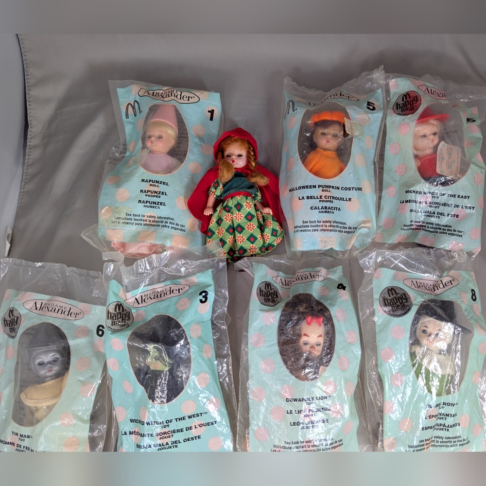 Madame Alexander Collectible Dolls Set